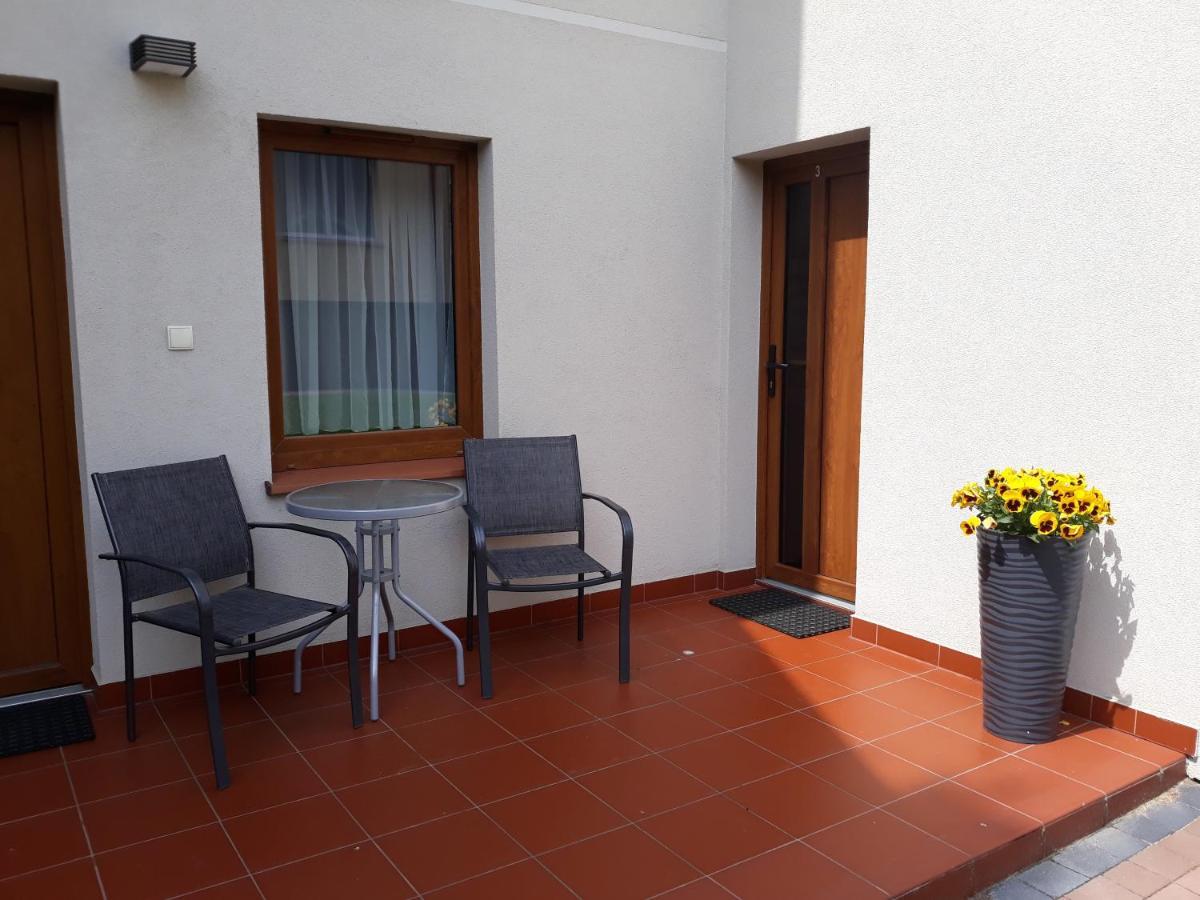Pokoje Goscinne U Stasia Jastrzębia Góra Exterior foto